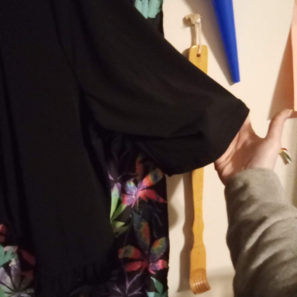 Over shawl - Picture 4 of 8